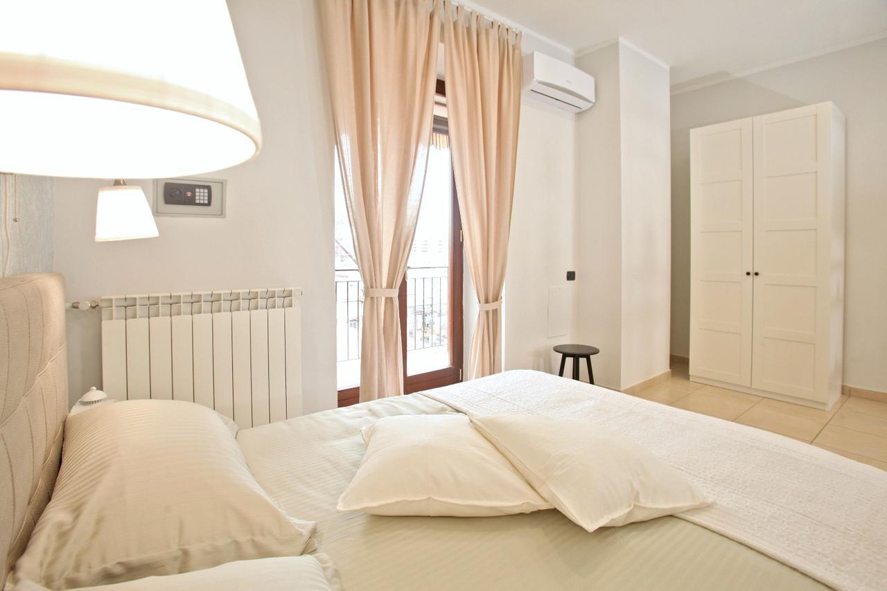 Convitalia Bed and Breakfast Nápoles Exterior foto